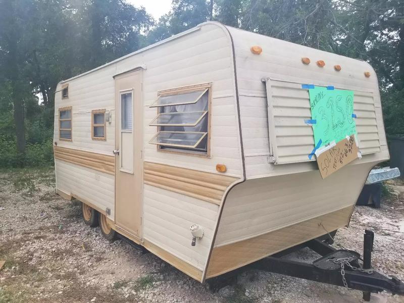 1974 Skyline Vintage Well Taken Care Mobile Home RV Camper Trailer for