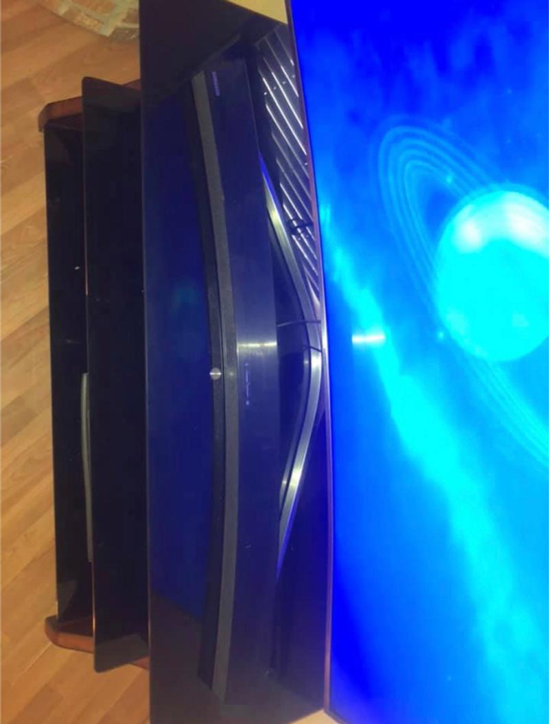 Samsung 55” curve tv screen 4K smart tv with sound bar and tv stand for