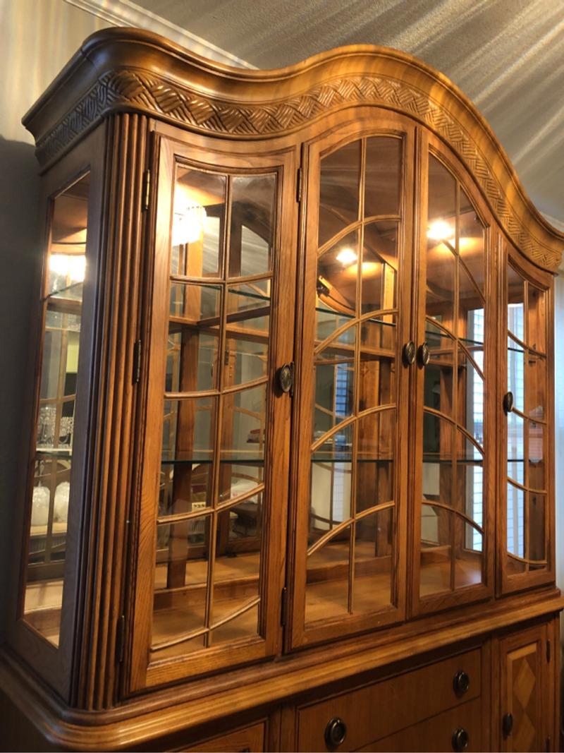 Solid Oak China for sale in Fort Worth, TX 5miles Buy and Sell