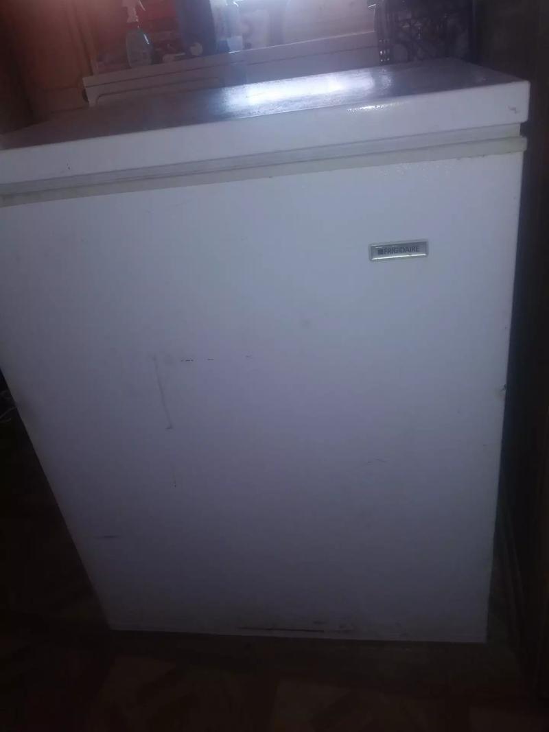 Frigidaire deep freezer for sale in Fort Worth, TX 5miles Buy and Sell