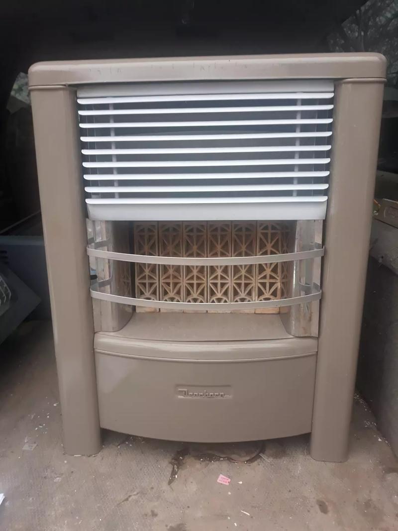 Vintage Dearborn 40000btuking heater. for sale in Fort Worth, TX