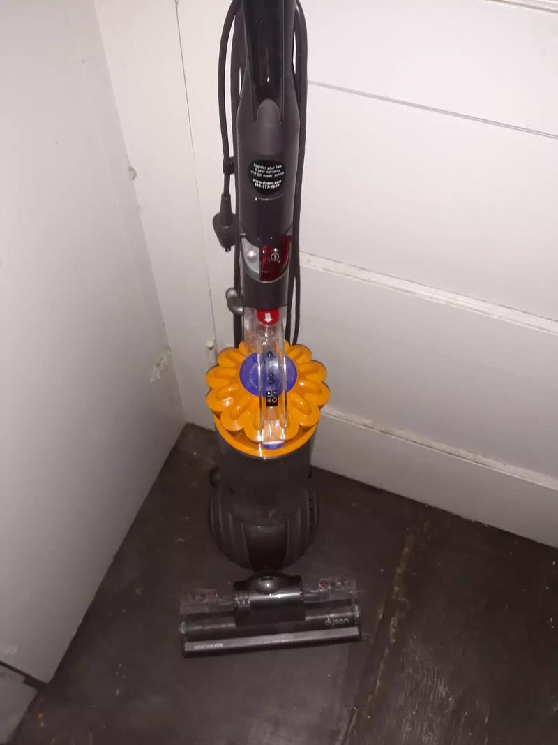 Dyson dc40 vacuum cleaner for sale in Keene, TX 5miles Buy and Sell