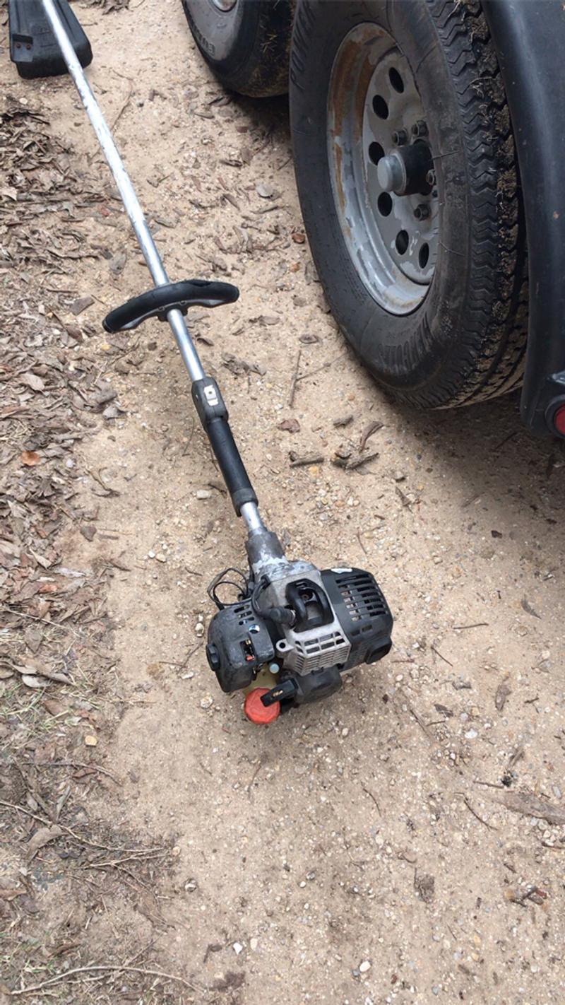 Echo srm 260 commercial/residential grade weed eater 150 OBO for sale
