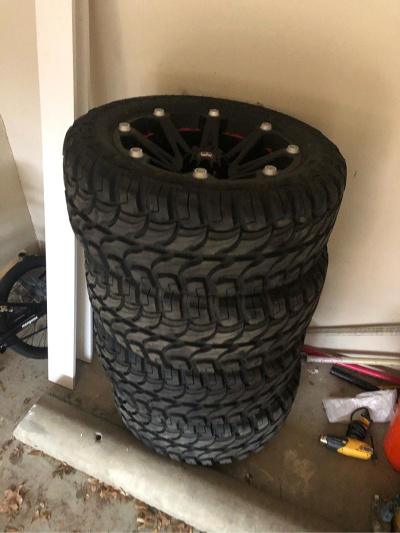 New 20” Ballistic Rims and 33x12.50r20 Tires 6 Lug Wheels Ford F150