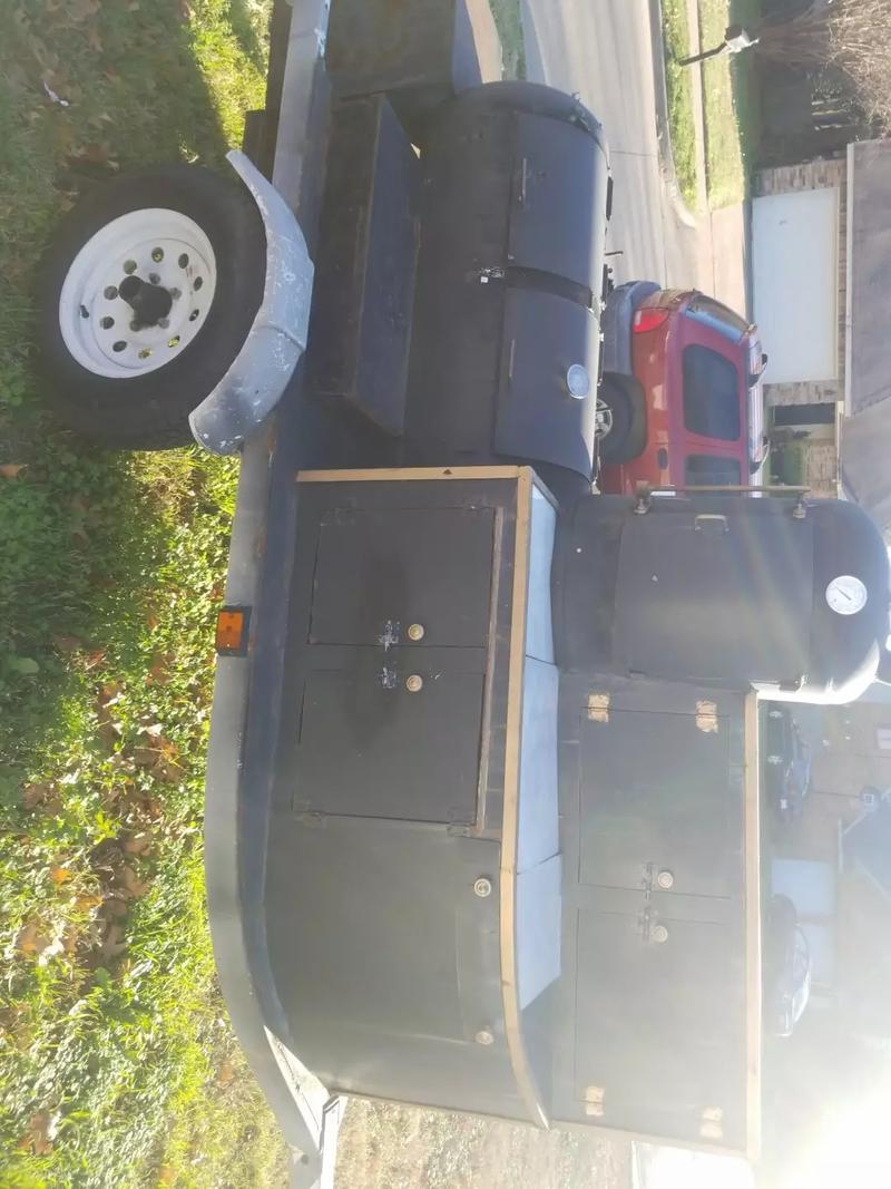 Smoker/Trailer for sale in Grand Prairie, TX 5miles Buy and Sell