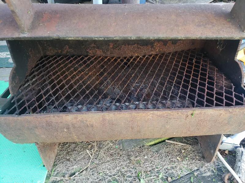 Small Solid steel BBQ pit for sale in Houston, TX 5miles Buy and Sell