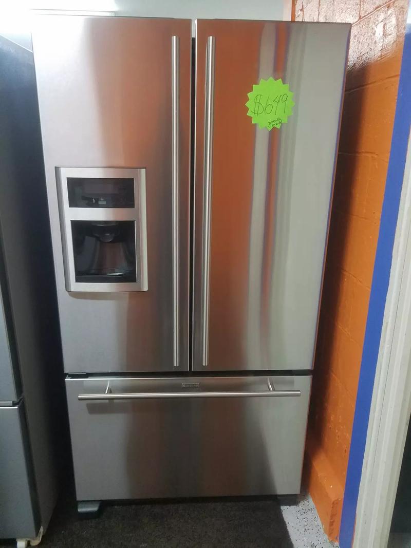 Like new JennAir fridge door for sale in Lawrenceville, GA 5miles