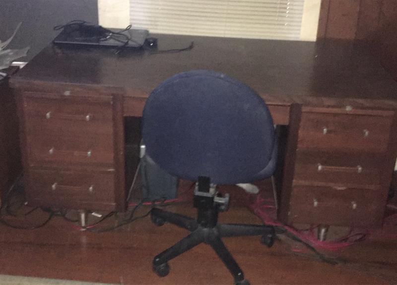Office desk for sale in TX 5miles Buy and Sell