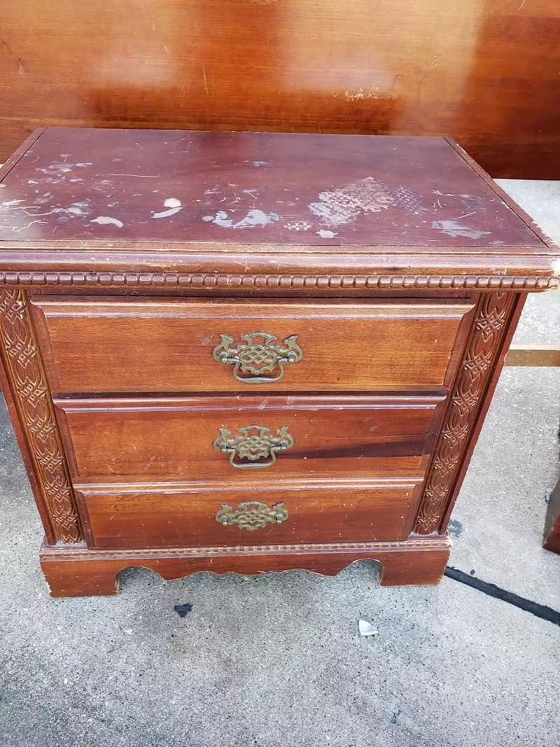 Solid wood Vaughn Bassett night stand for sale in Pasadena, TX 5miles