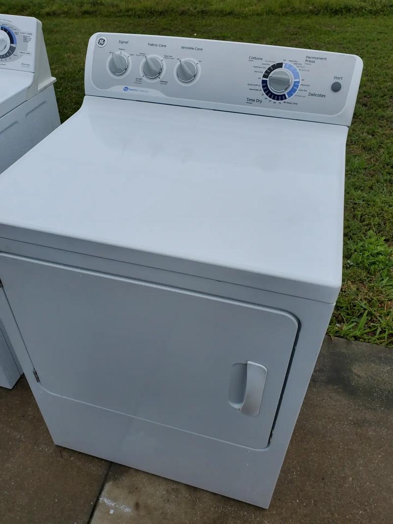 Silver back GE extra LargeCapacity Dryer with 90day warranty and free
