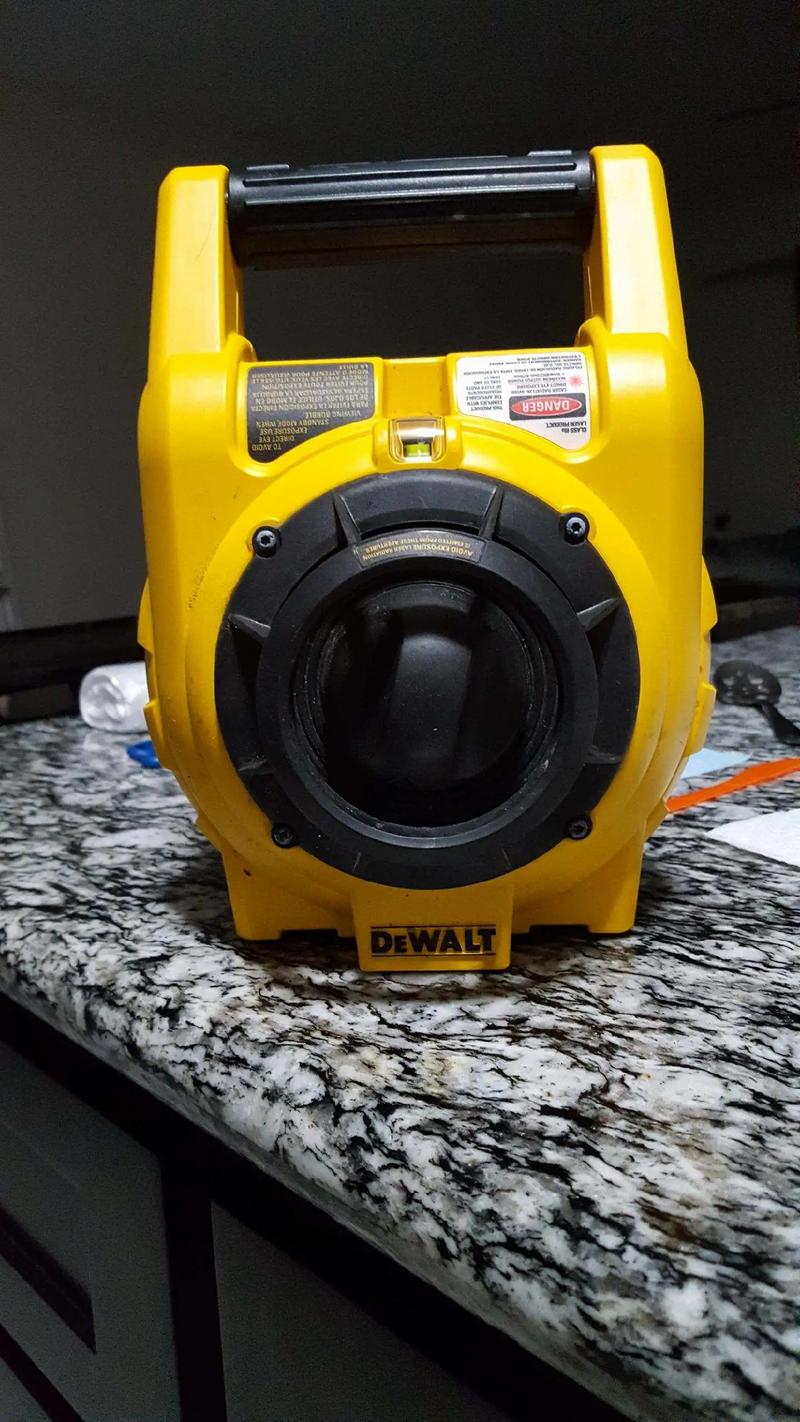 Dewalt DW074 rotary laser for sale in Houston, TX 5miles Buy and Sell