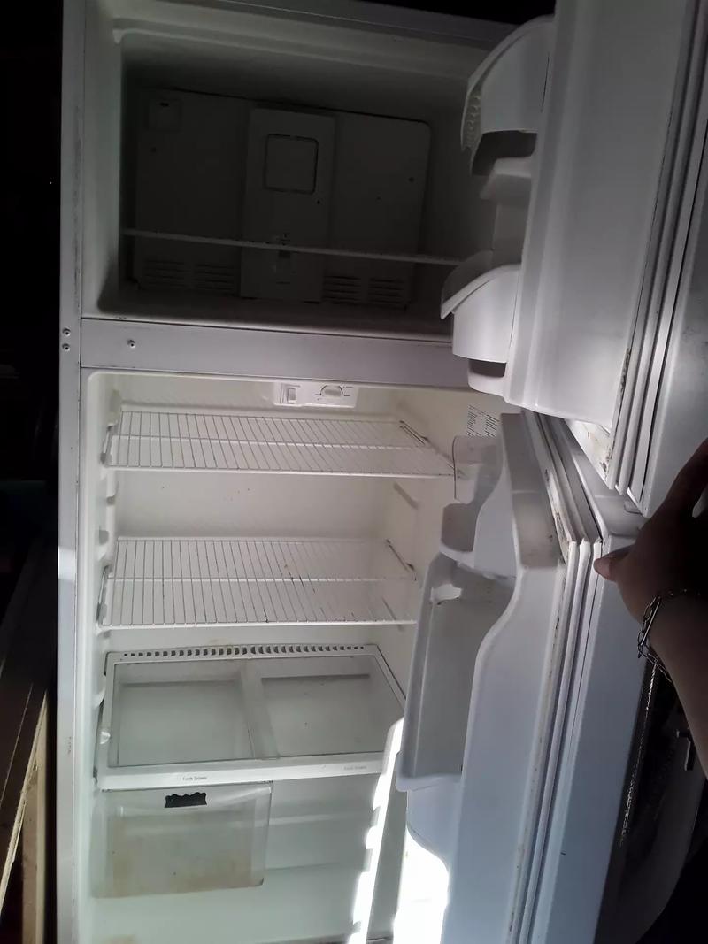 Refrigerator for sale in Fort Worth, TX 5miles Buy and Sell