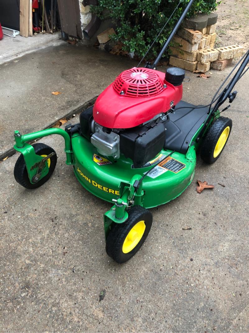 Lawn mower for sale in Arlington, TX 5miles Buy and Sell