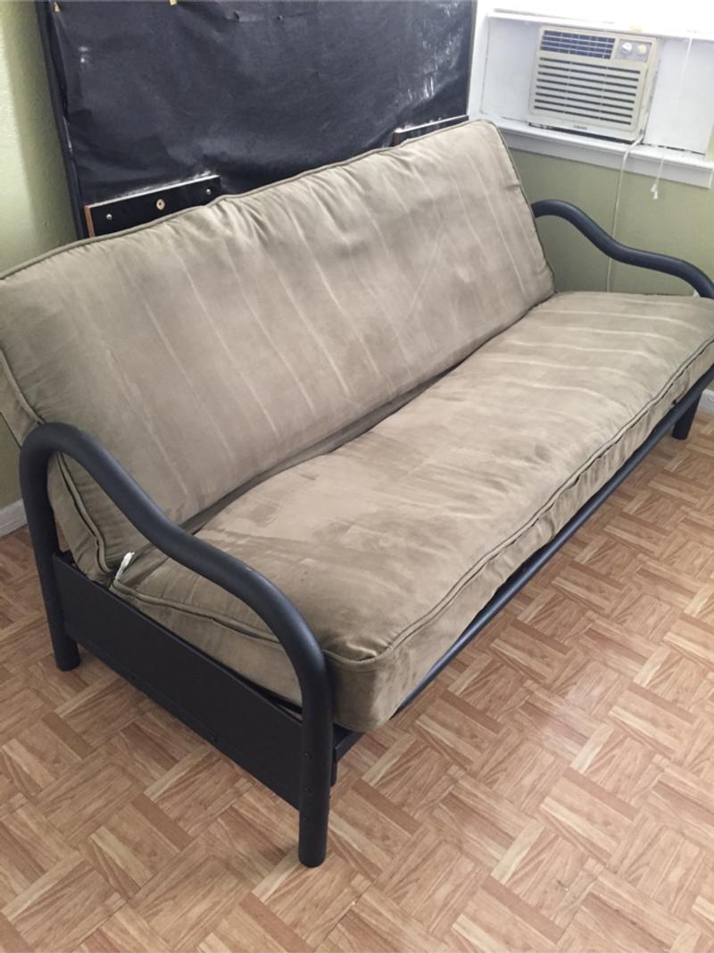 Futon for sale in DeSoto, TX 5miles Buy and Sell