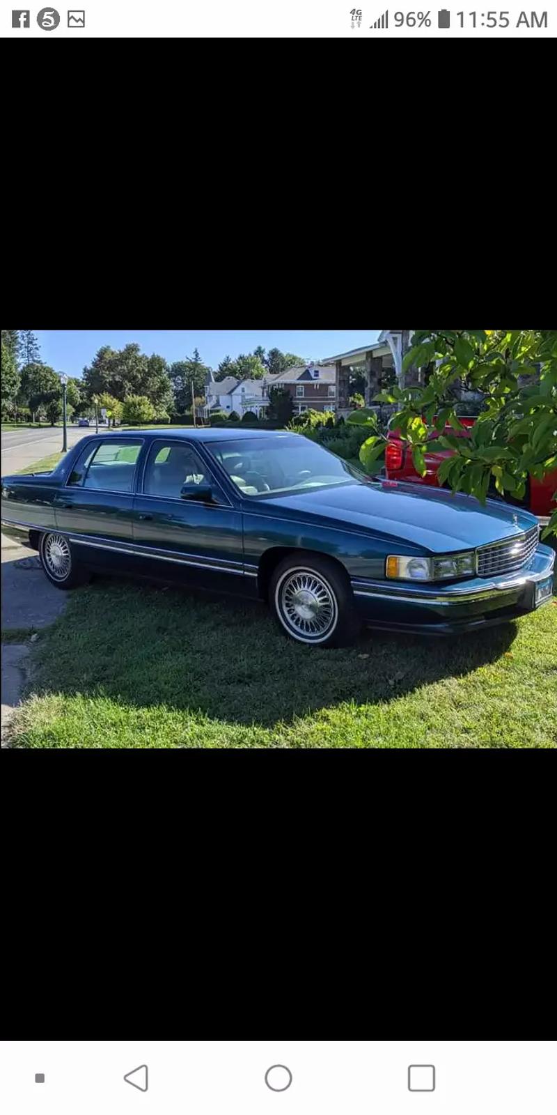 Photo 1994 Cadillac DeVille Concours 4dr Sedan