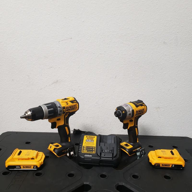 Dewalt 20v xr brushless hammer drill and impact driver kit for sale in