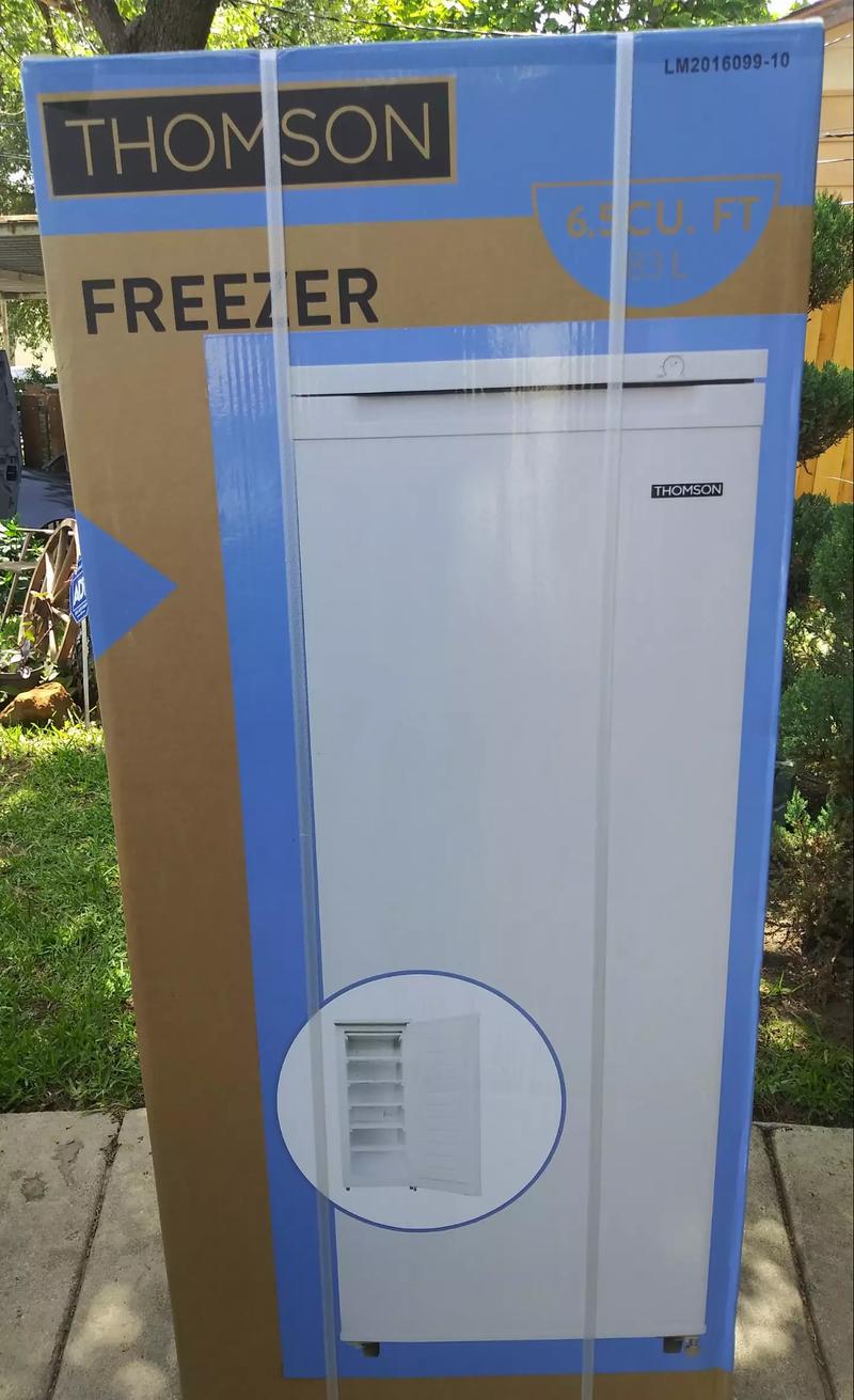 Thomson upright freezer 6.5 cubic feet 399 for sale in Dallas, TX