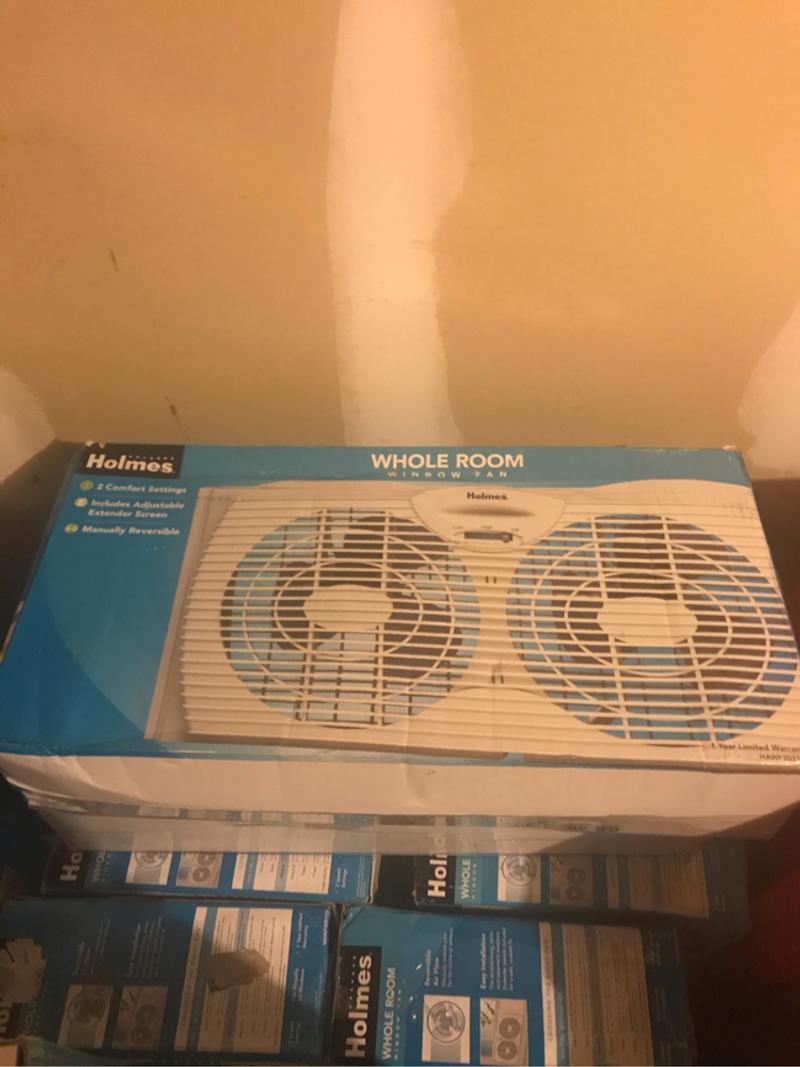 Holmes Window Fan for sale in Charlotte, NC 5miles Buy and Sell