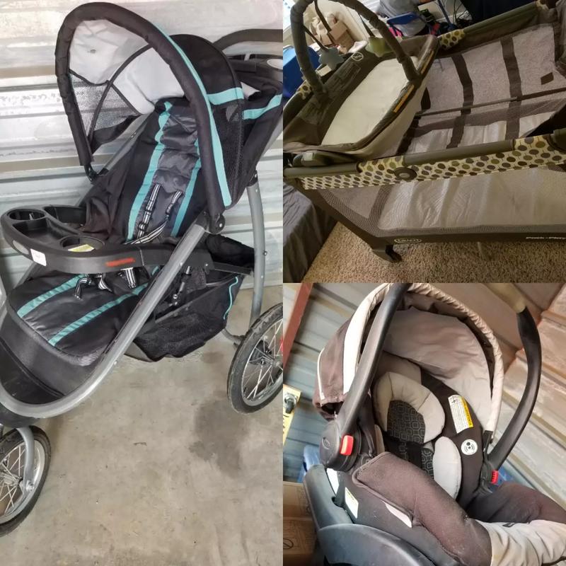 Jogging stroller/playpen with car seat with base for
