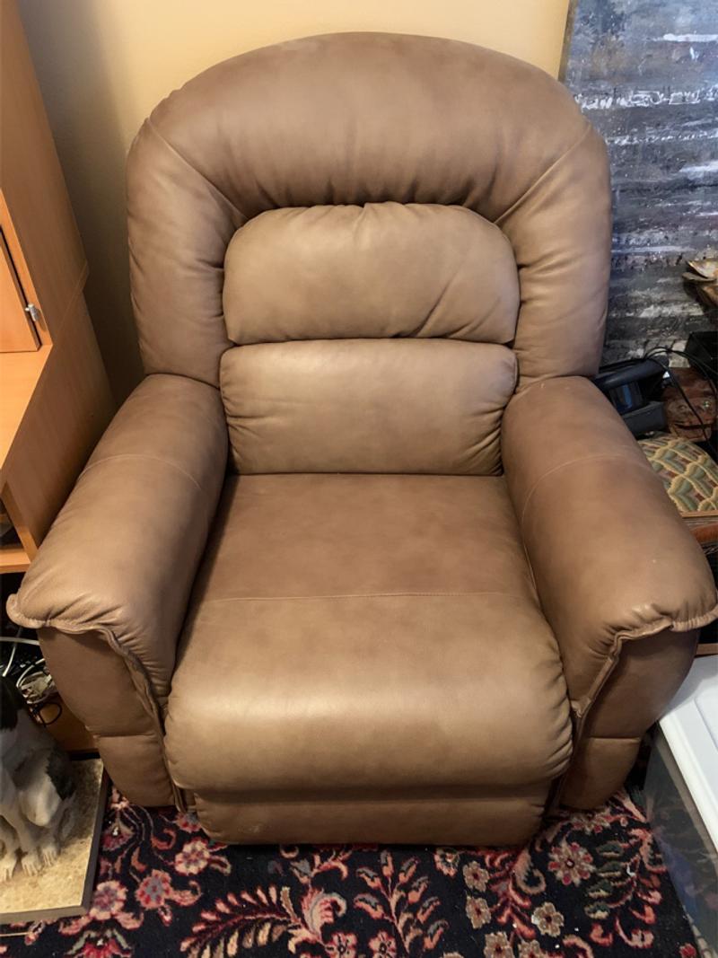 RECLINER for sale in Houston, TX 5miles Buy and Sell
