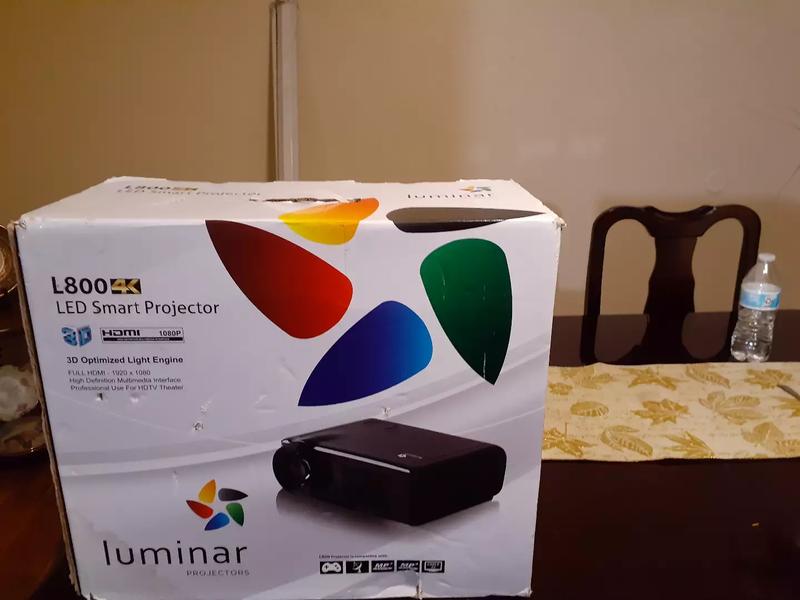 LUMINAR L800 4K LED Smart Projector HDMI 1080P and ELITE 100"SCREEN for