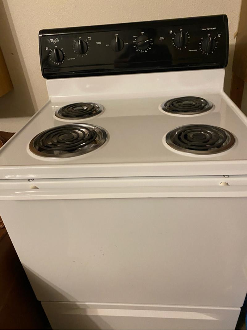 White electric stove for sale in Arlington, TX 5miles Buy and Sell