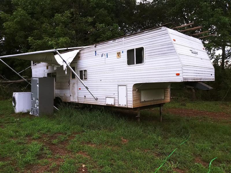 1999 Terry Toy Hauler 5th wheel RV PROJECTPRICE OBO for sale in Mabank