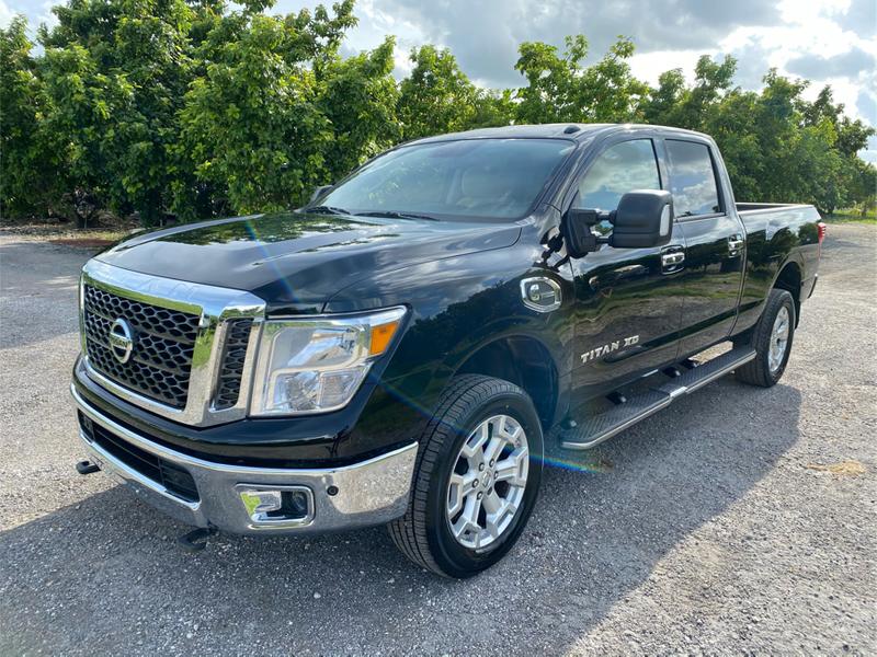 2017 Nissan Titan XD 4x4 SV 4dr Crew Cab (Diesel) for sale in Miami, FL