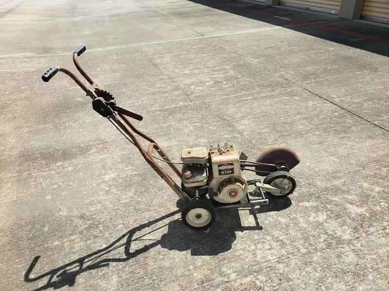 Vintage Briggs & Stratton 2 HP Lawn Keeper Edger for sale in Pasadena