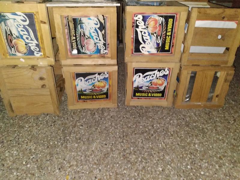 Vintage 1970s Peaches Record Album Crate Vinyl Storage Holds 150 LPs
