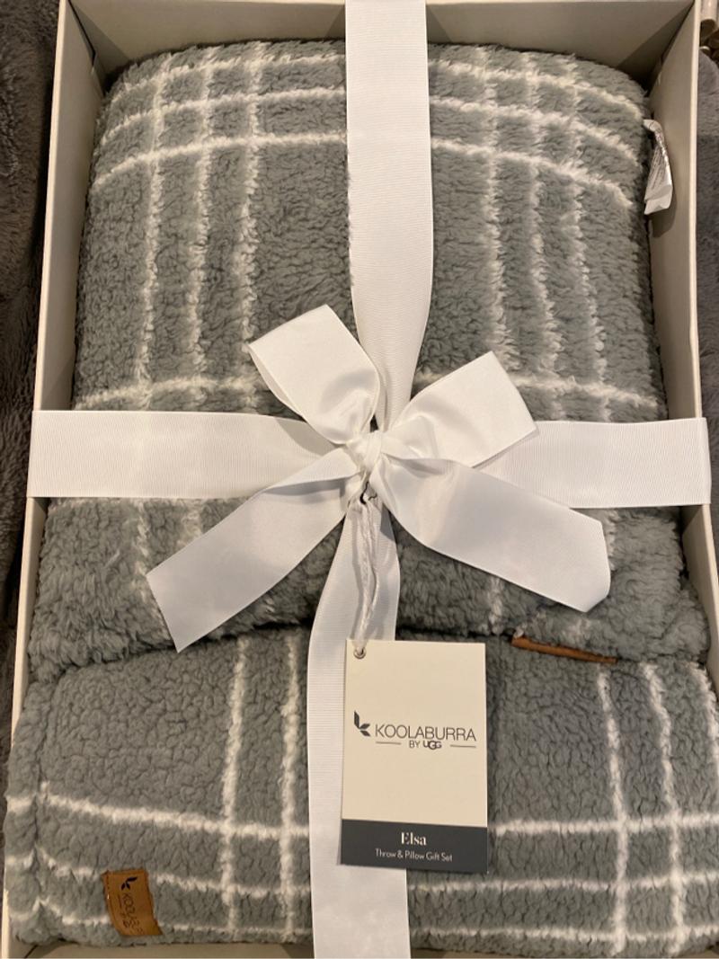 Brand New Koolaburra by UGG Throw & Pillow Gift Set for sale in Dallas