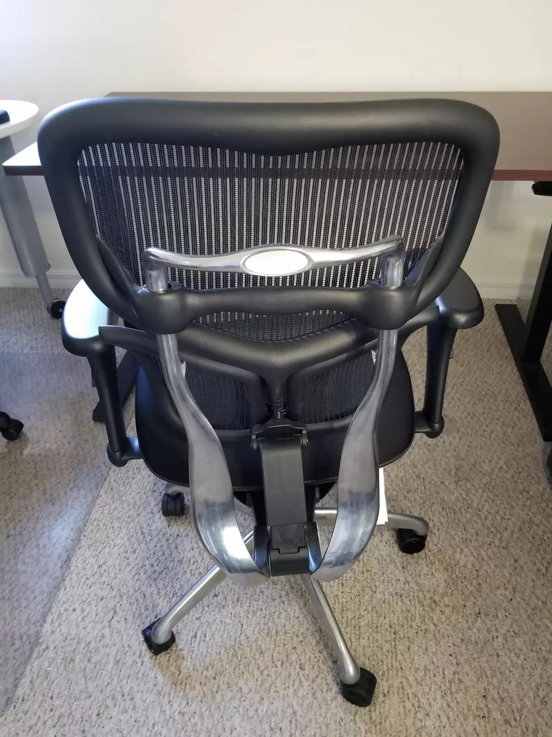WorkPro Commercial Mesh Back Executive Chair. Unique deal. for sale in Hialeah, FL - 5miles: Buy 