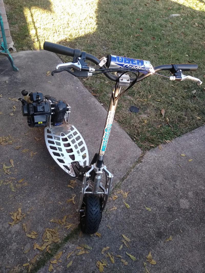 Uber scoot 49x 50cc gas powered scooter for sale in Fort Worth, TX