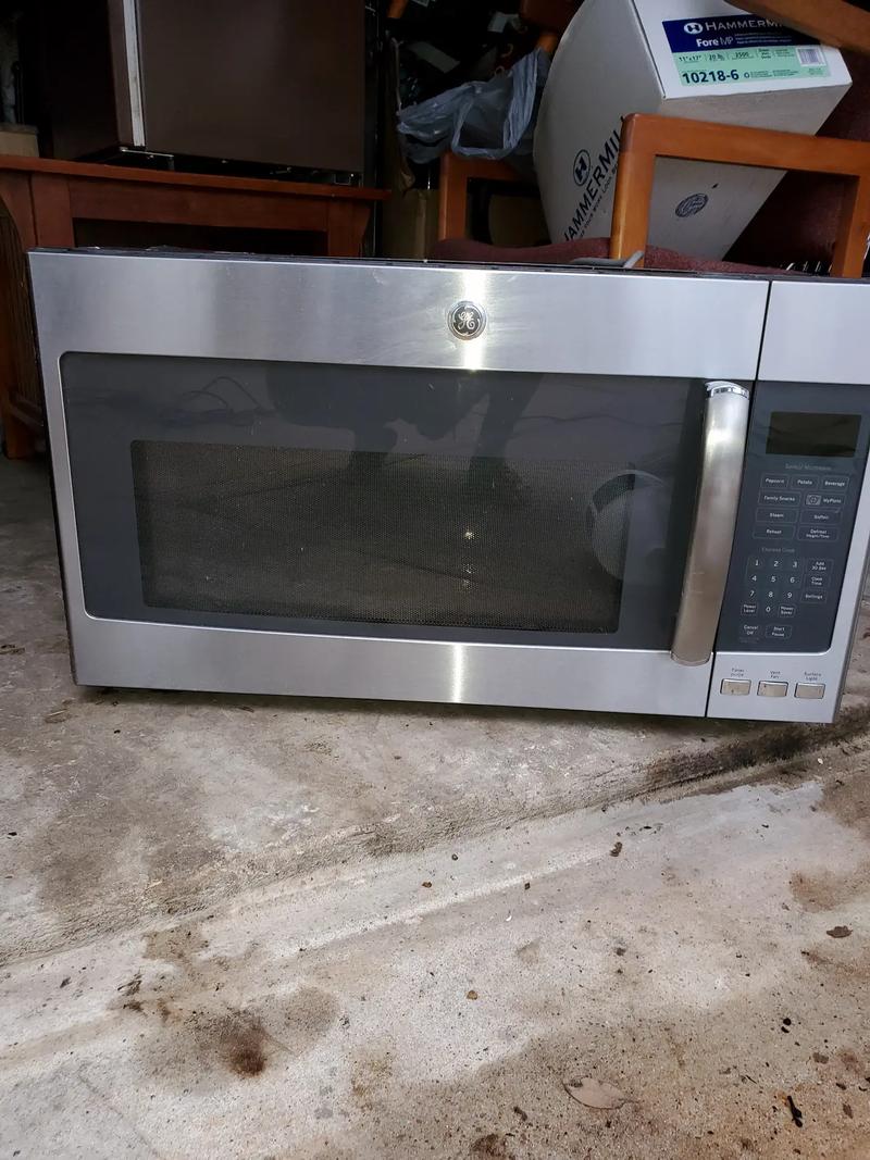 GENERAL Electric microwave without glass plate for sale in Cypress, TX