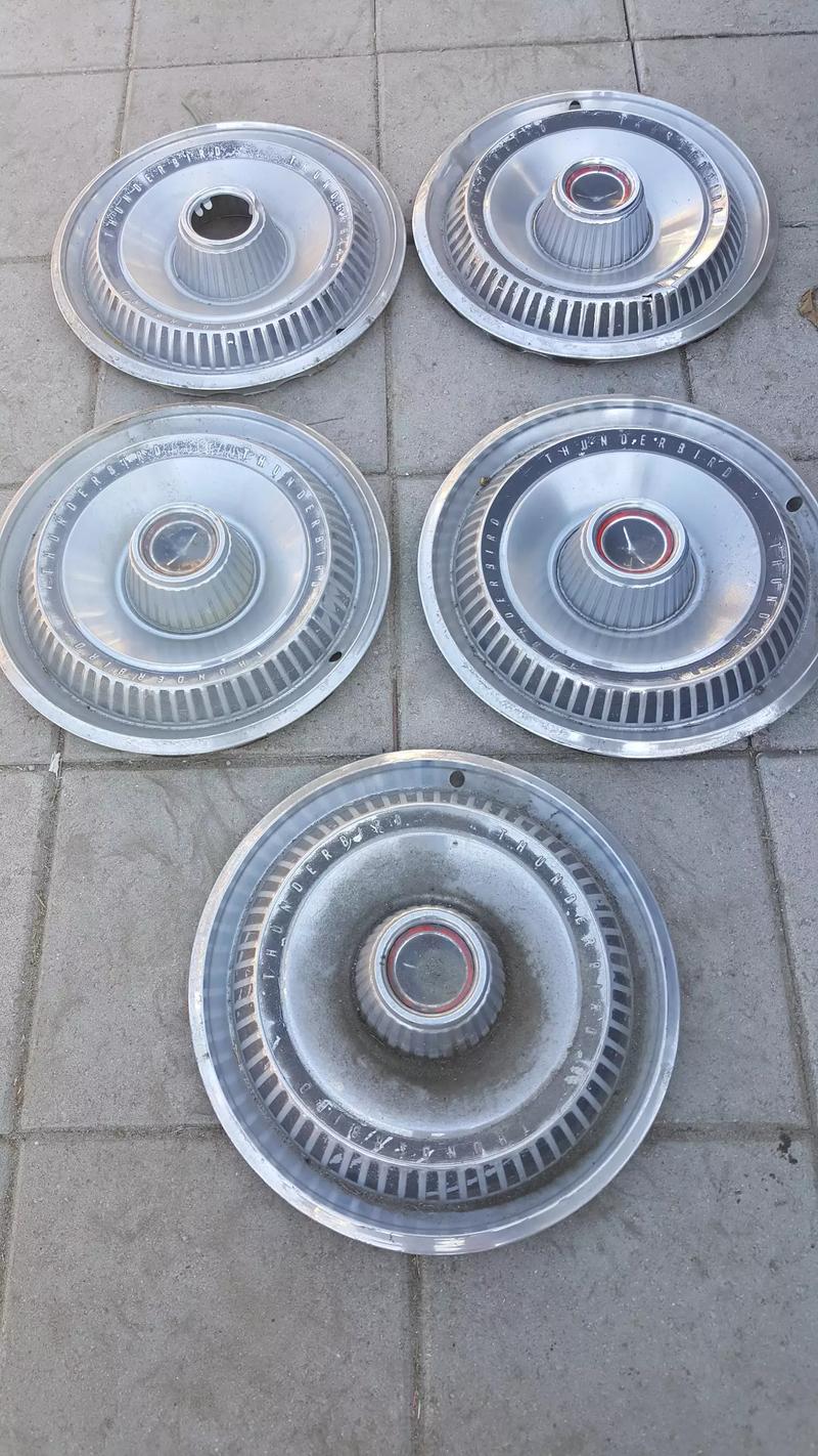 1966 Ford Thunderbird Original Hubcaps hub caps for sale in Bell