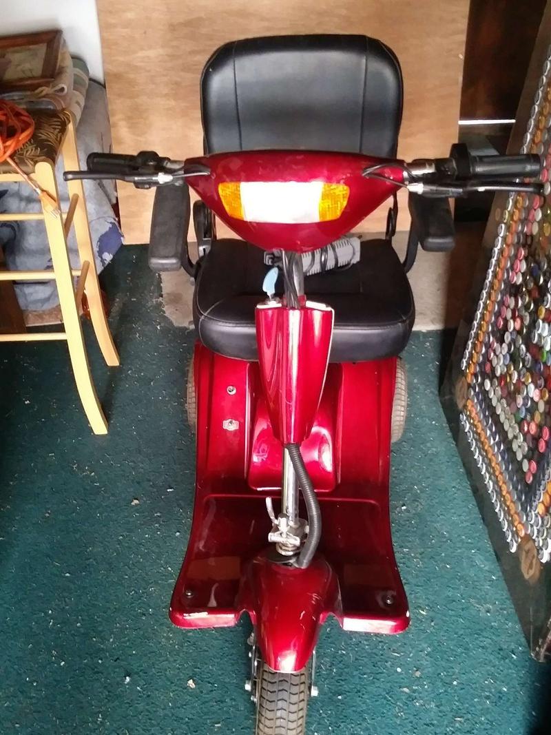 Scooter for sale in Dallas, TX 5miles Buy and Sell