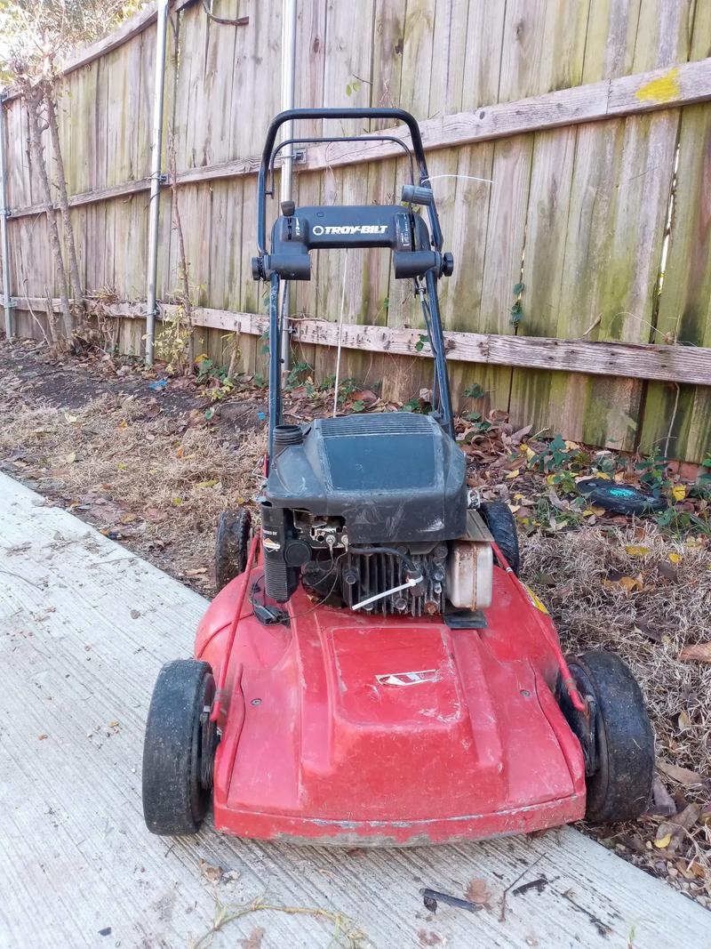 Broken lawn mower troy bilt for sale in Dallas, TX 5miles Buy and Sell