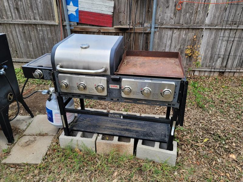 Outdoor gourmet pro series grill for sale in Crowley, TX 5miles Buy