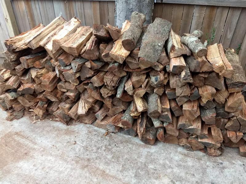 Fire wood. Nice fresh split oak. for sale in Mesquite, TX 5miles Buy