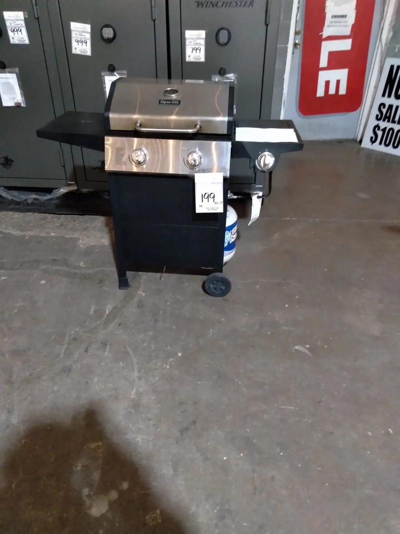 Gas Grill for sale in Dallas, TX 5miles Buy and Sell
