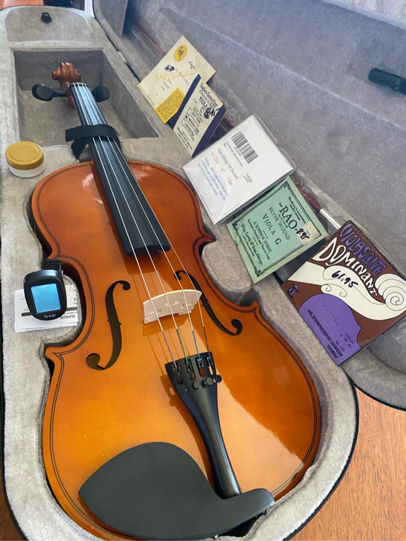 Beautiful 16 inch Viola with New Bow, Digital Tuner, Extra Strings 140