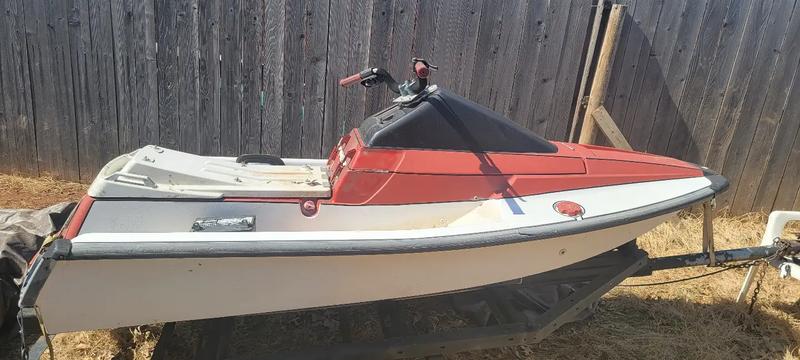 Photo 1981 yamama water craft. WR500 2 stroke