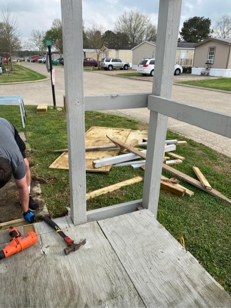 Free lumber for sale in Tomball, TX 5miles Buy and Sell