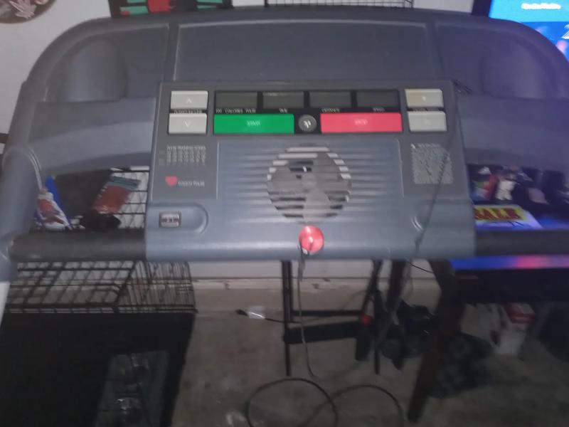 Treadmill for sale in Dallas, TX 5miles Buy and Sell