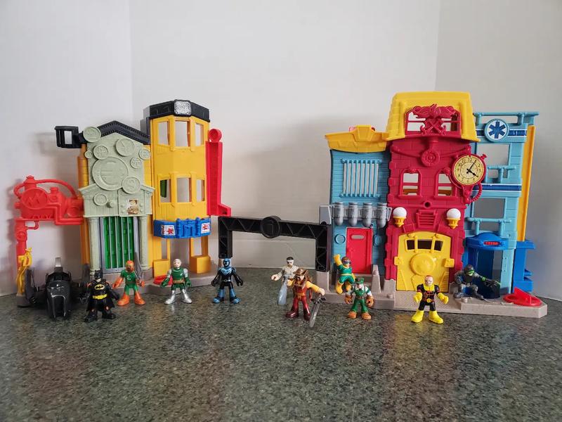 Preowned Fisher Price Imaginext Fire Station for sale in Buena Park