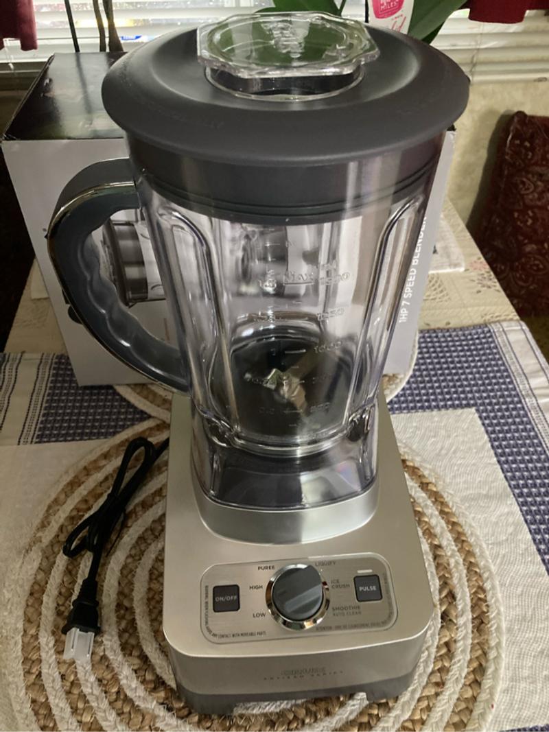 Crux 1HP 7 Speed Blender. for sale in Pasadena, TX 5miles Buy and Sell