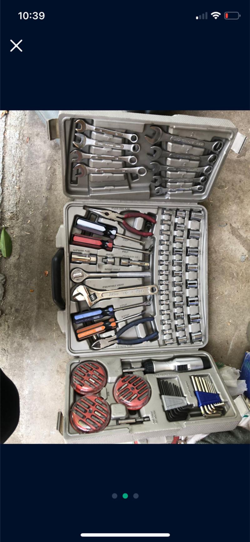 Tool set for sale in North Hollywood, CA 5miles Buy and Sell
