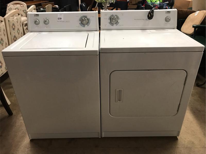 Whirlpool estate electric washer and dryer set for sale in Pasadena, TX