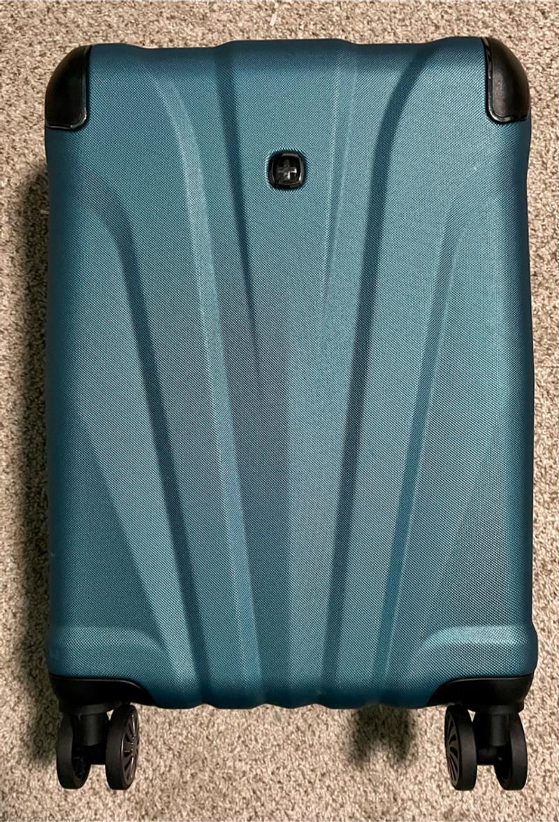 SWISSGEAR 20" Cascade Hardside Carry On Suitcase for sale in The Colony