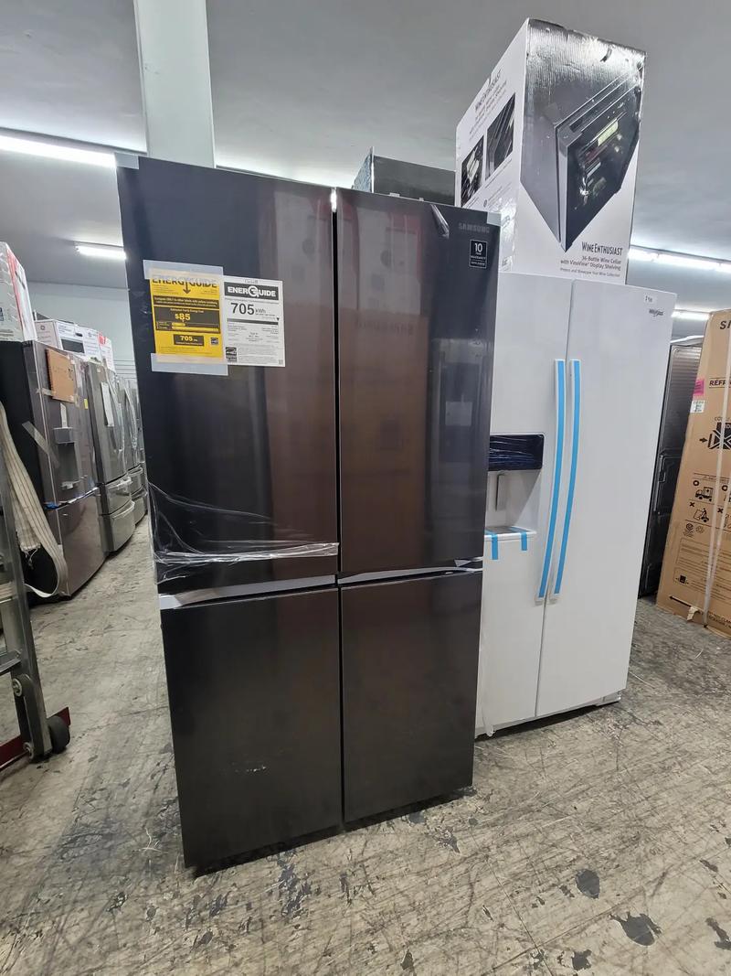 Samsung Black Stainless Steel 4 Door Flex Refrigerator 2021 for sale in